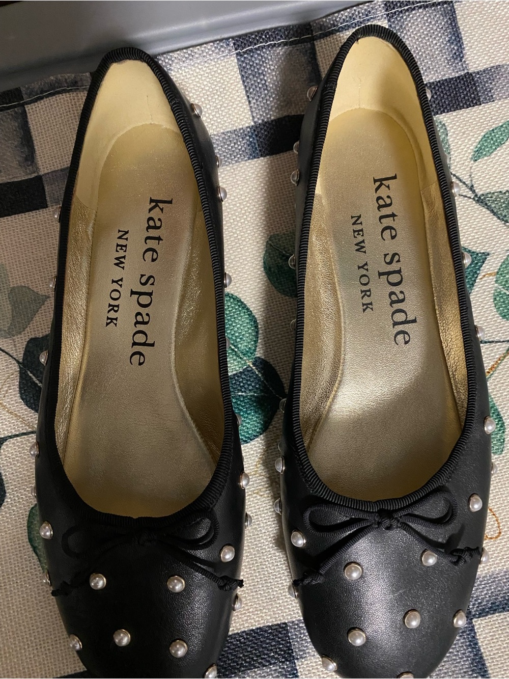 kate spade Black Leather Honey Pearl-Studded Ballet Flats, 8 women’s - Picture 2 of 8